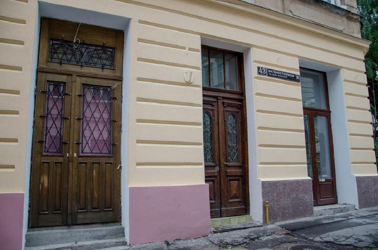 Green Apartment Lviv Exterior photo