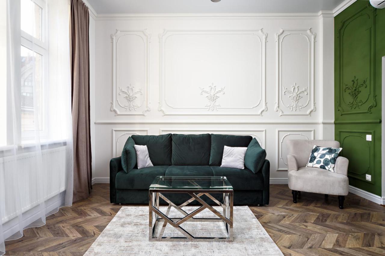 Green Apartment Lviv Exterior photo